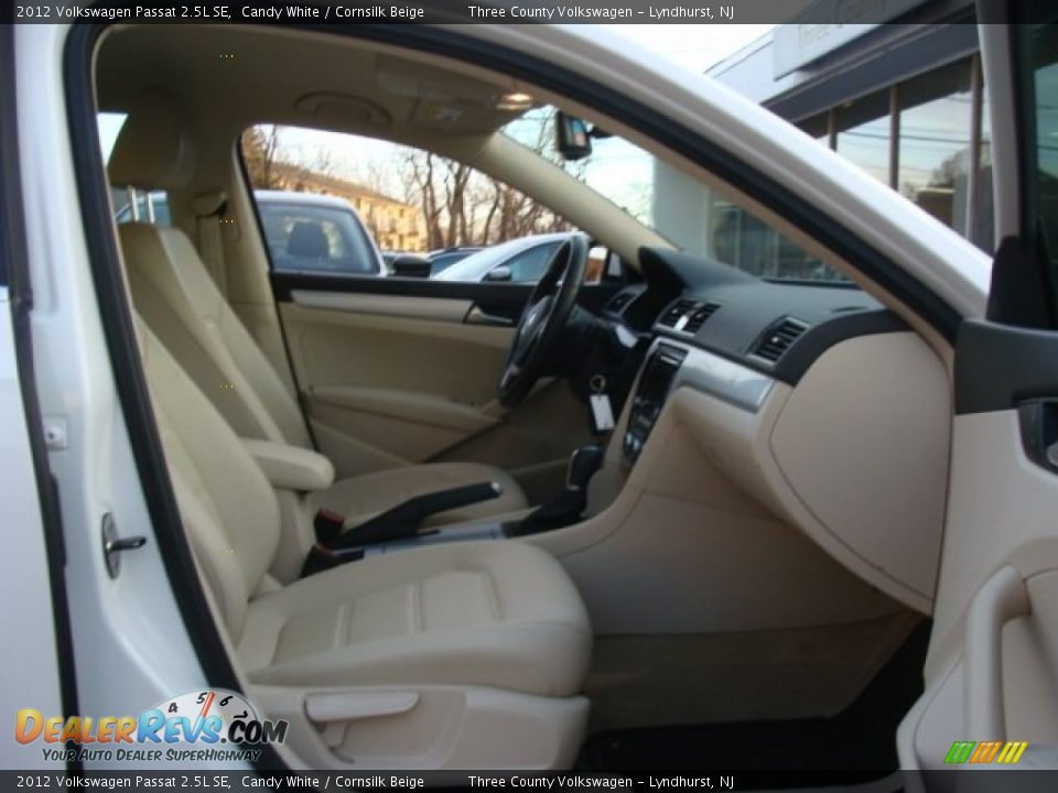 2012 Volkswagen Passat 2.5L SE Candy White / Cornsilk Beige Photo #7