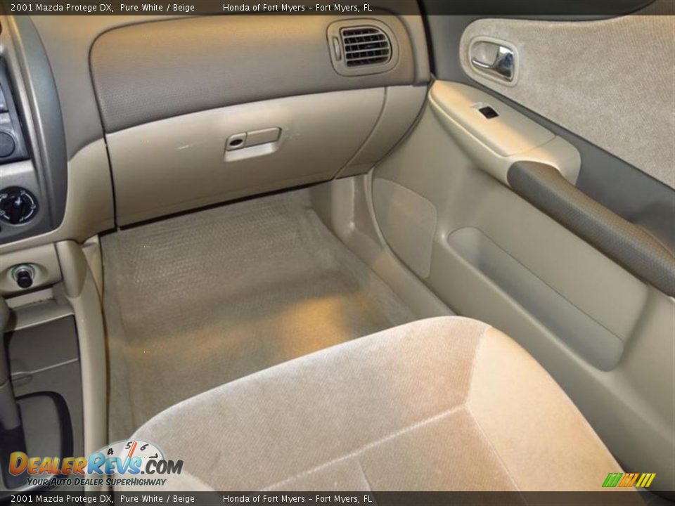 2001 Mazda Protege DX Pure White / Beige Photo #13