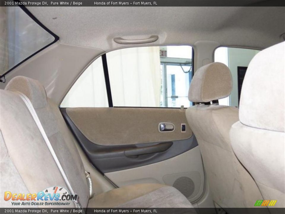 2001 Mazda Protege DX Pure White / Beige Photo #14