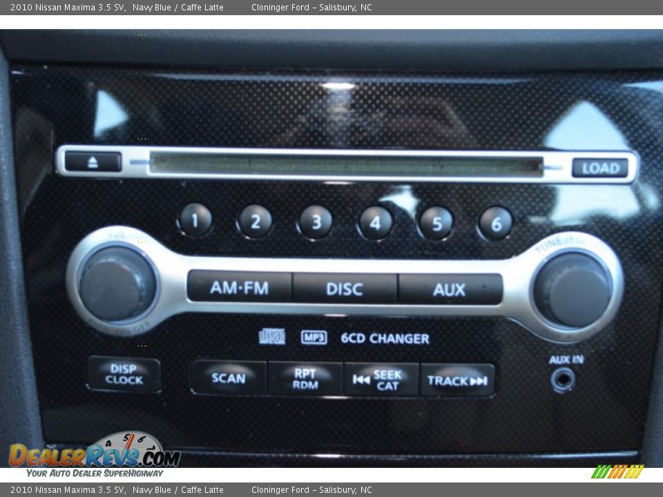 Controls of 2010 Nissan Maxima 3.5 SV Photo #30