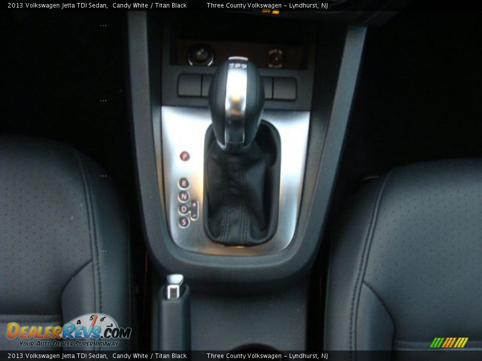 2013 Volkswagen Jetta TDI Sedan Candy White / Titan Black Photo #11