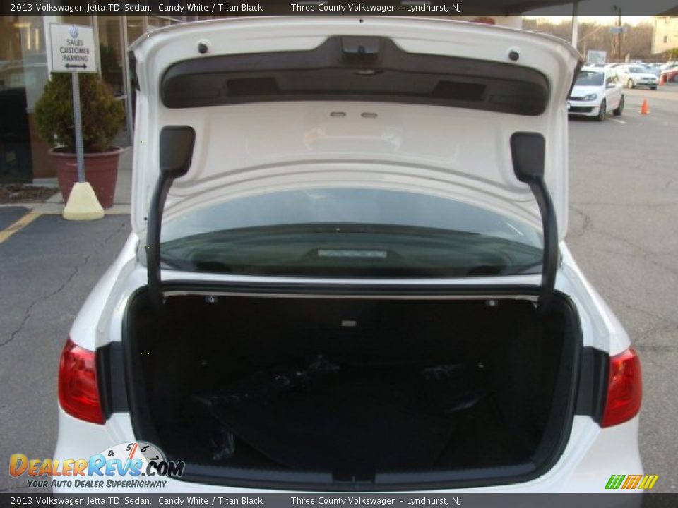 2013 Volkswagen Jetta TDI Sedan Candy White / Titan Black Photo #13