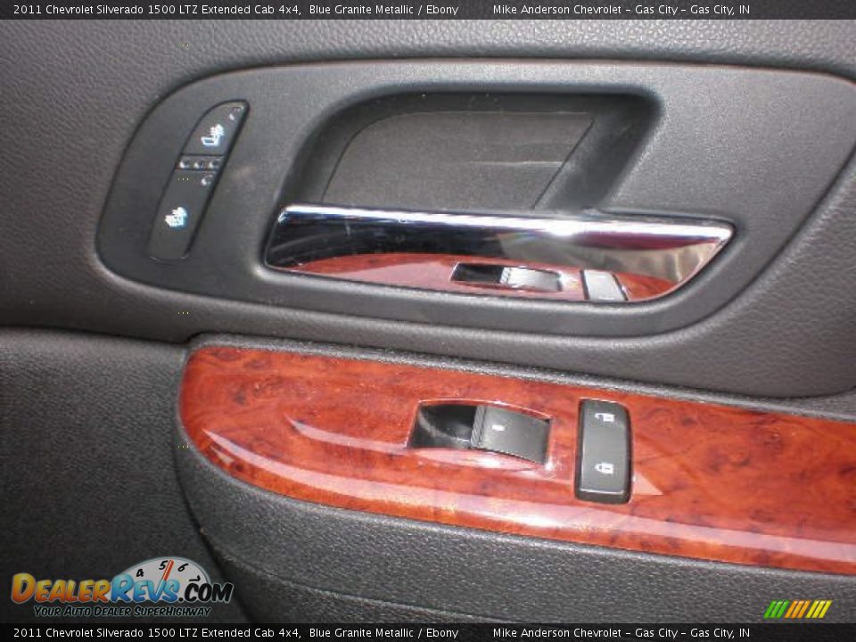 2011 Chevrolet Silverado 1500 LTZ Extended Cab 4x4 Blue Granite Metallic / Ebony Photo #7