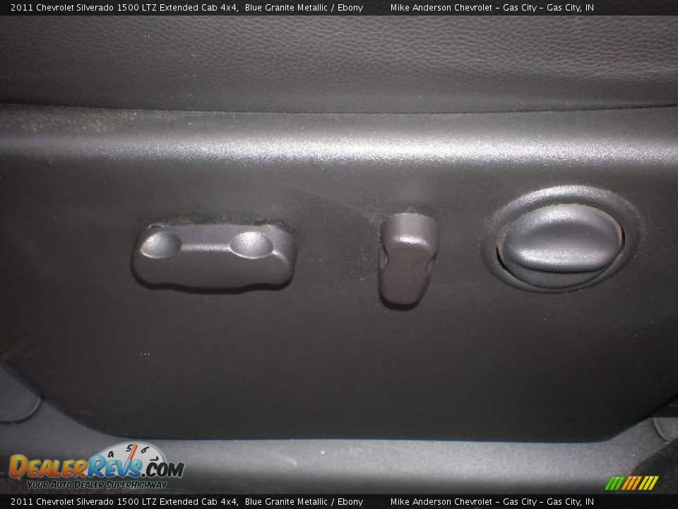 2011 Chevrolet Silverado 1500 LTZ Extended Cab 4x4 Blue Granite Metallic / Ebony Photo #19