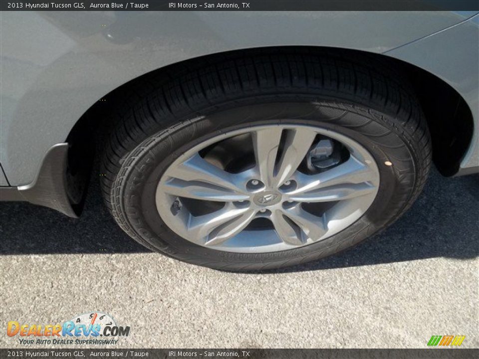 2013 Hyundai Tucson GLS Aurora Blue / Taupe Photo #5