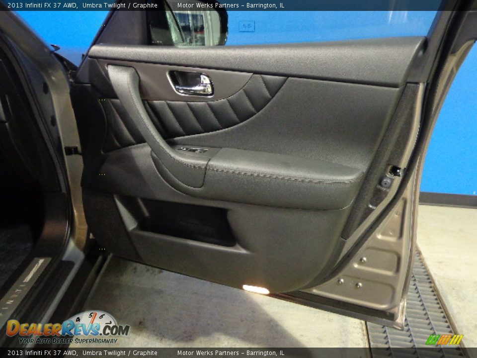 Door Panel of 2013 Infiniti FX 37 AWD Photo #22