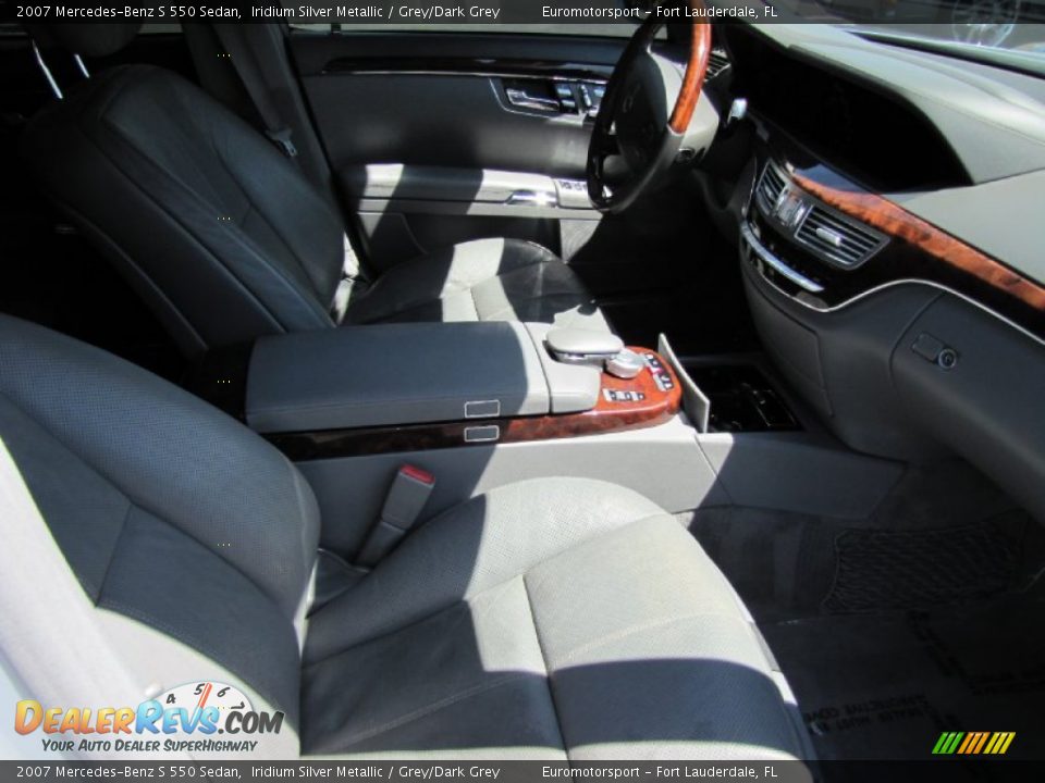2007 Mercedes-Benz S 550 Sedan Iridium Silver Metallic / Grey/Dark Grey Photo #32