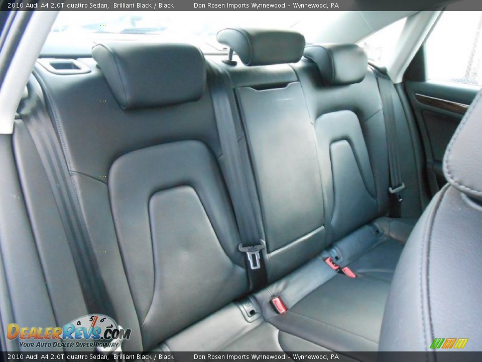 2010 Audi A4 2.0T quattro Sedan Brilliant Black / Black Photo #15
