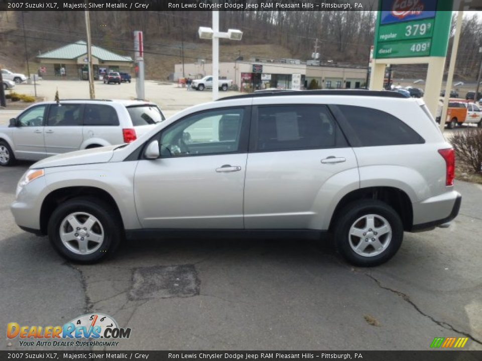 2007 Suzuki XL7 Majestic Silver Metallic / Grey Photo #2