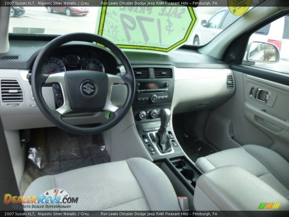 2007 Suzuki XL7 Majestic Silver Metallic / Grey Photo #12