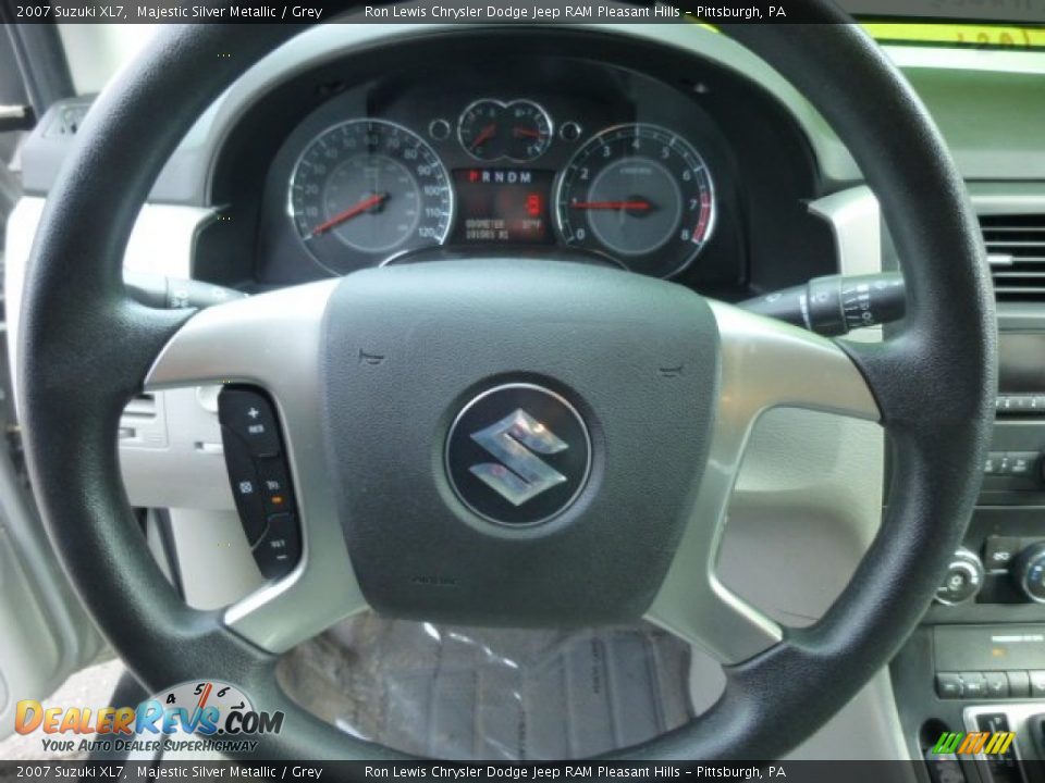 2007 Suzuki XL7 Majestic Silver Metallic / Grey Photo #17