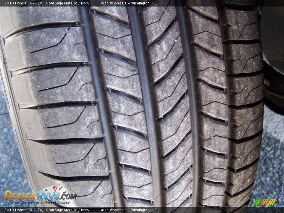2010 Honda CR-V EX Opal Sage Metallic / Ivory Photo #10