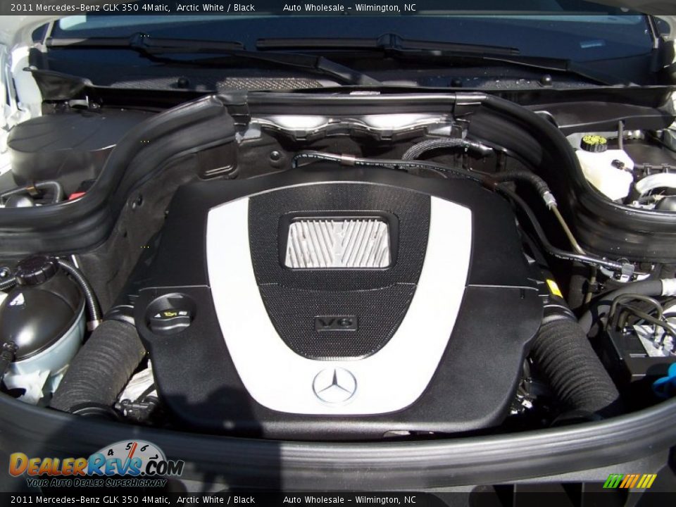 2011 Mercedes-Benz GLK 350 4Matic Arctic White / Black Photo #6