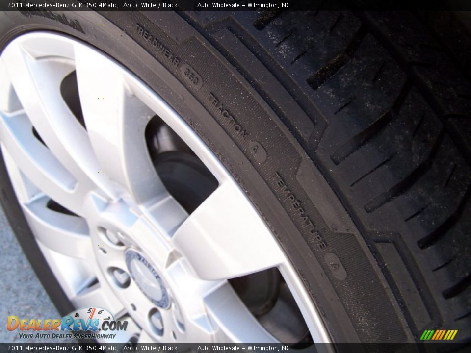 2011 Mercedes-Benz GLK 350 4Matic Arctic White / Black Photo #7