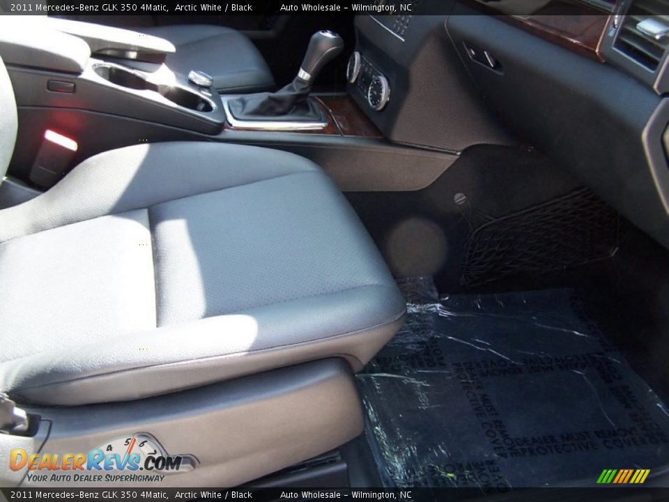 2011 Mercedes-Benz GLK 350 4Matic Arctic White / Black Photo #14