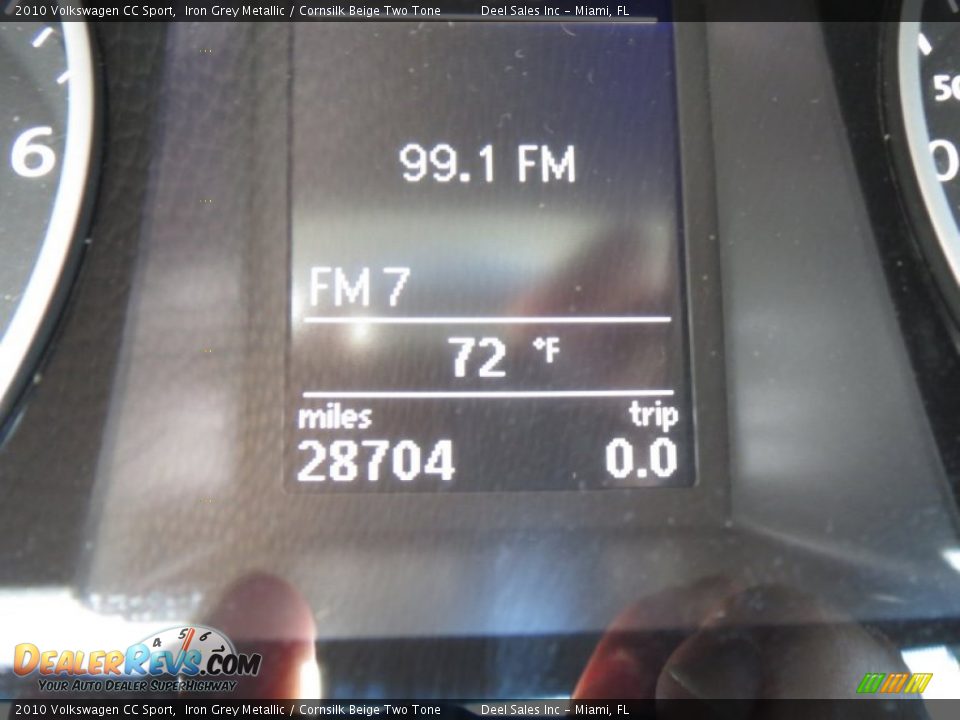 2010 Volkswagen CC Sport Iron Grey Metallic / Cornsilk Beige Two Tone Photo #15