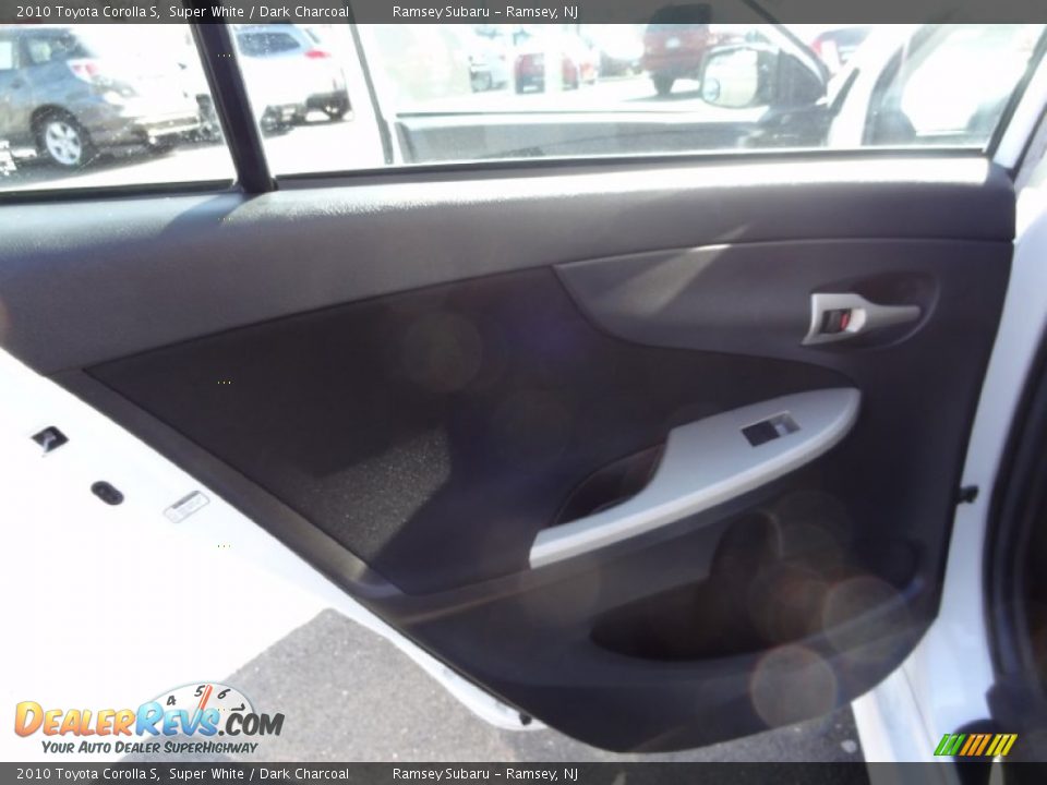2010 Toyota Corolla S Super White / Dark Charcoal Photo #24