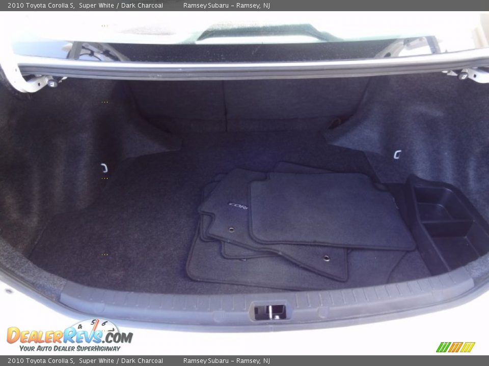 2010 Toyota Corolla S Super White / Dark Charcoal Photo #30