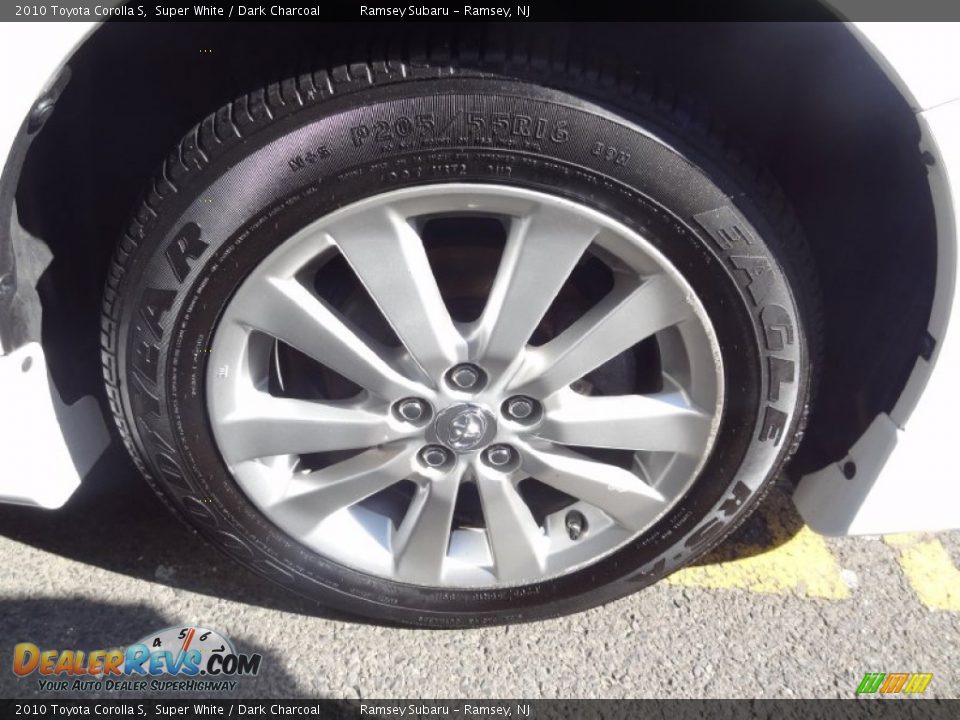 2010 Toyota Corolla S Super White / Dark Charcoal Photo #36