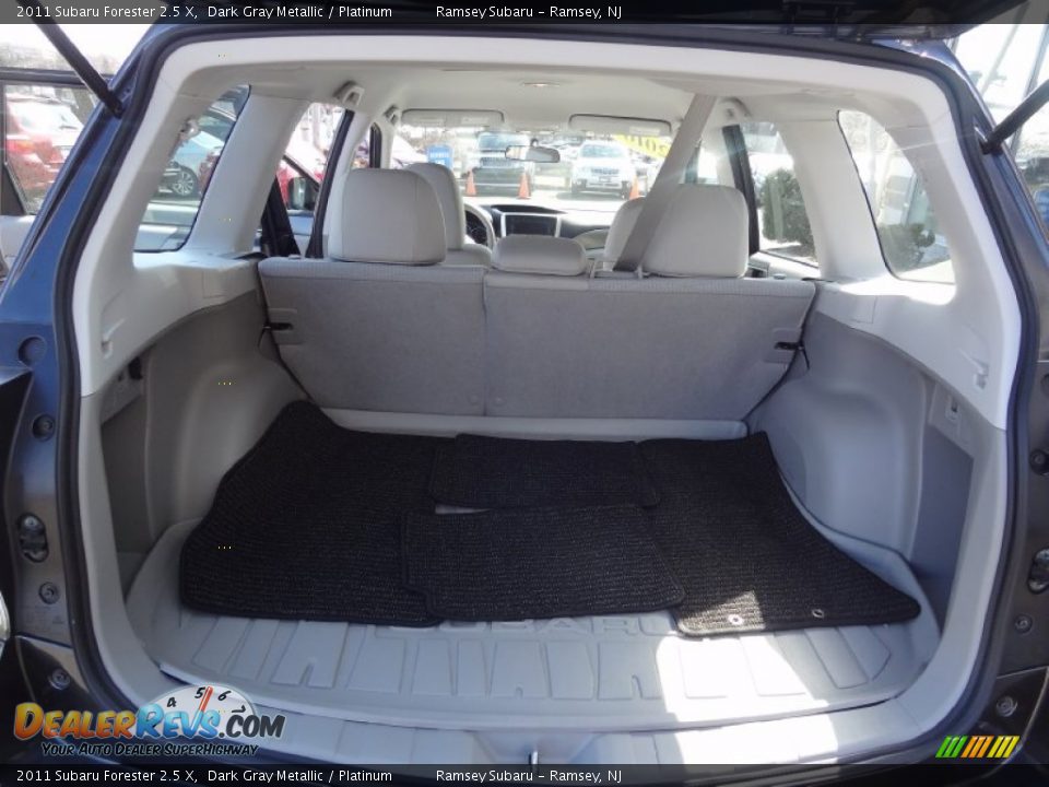 2011 Subaru Forester 2.5 X Dark Gray Metallic / Platinum Photo #18