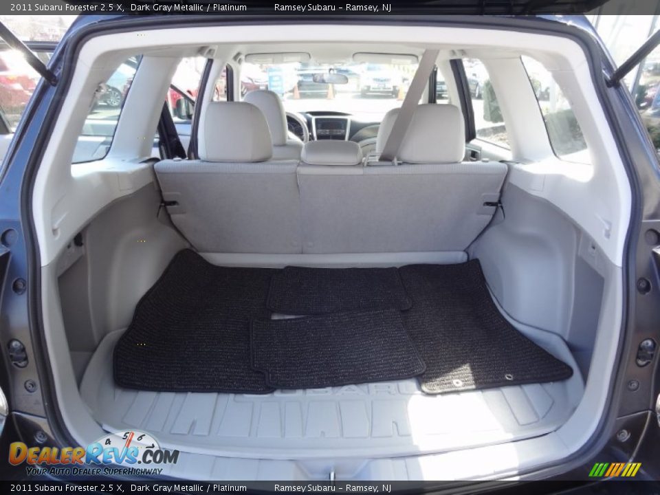 2011 Subaru Forester 2.5 X Dark Gray Metallic / Platinum Photo #19