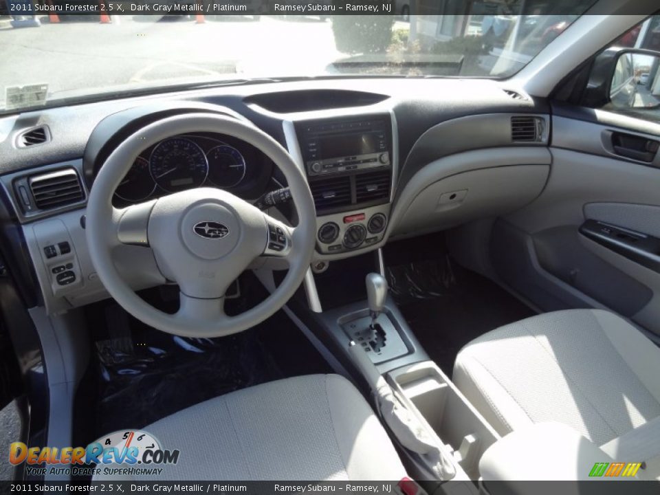 2011 Subaru Forester 2.5 X Dark Gray Metallic / Platinum Photo #30