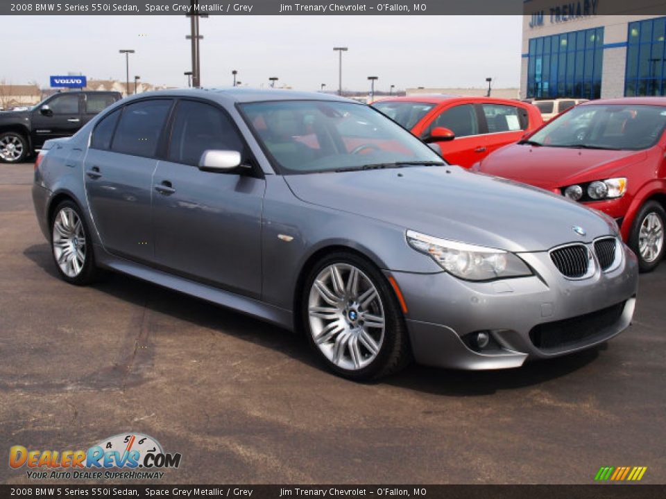 2008 BMW 5 Series 550i Sedan Space Grey Metallic / Grey Photo #2