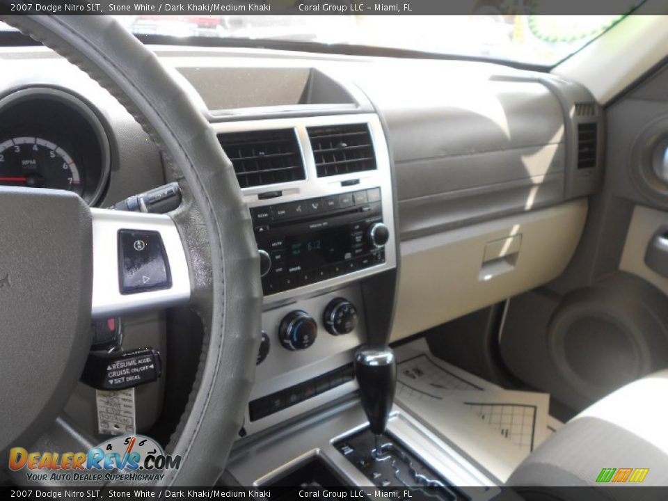 2007 Dodge Nitro SLT Stone White / Dark Khaki/Medium Khaki Photo #16