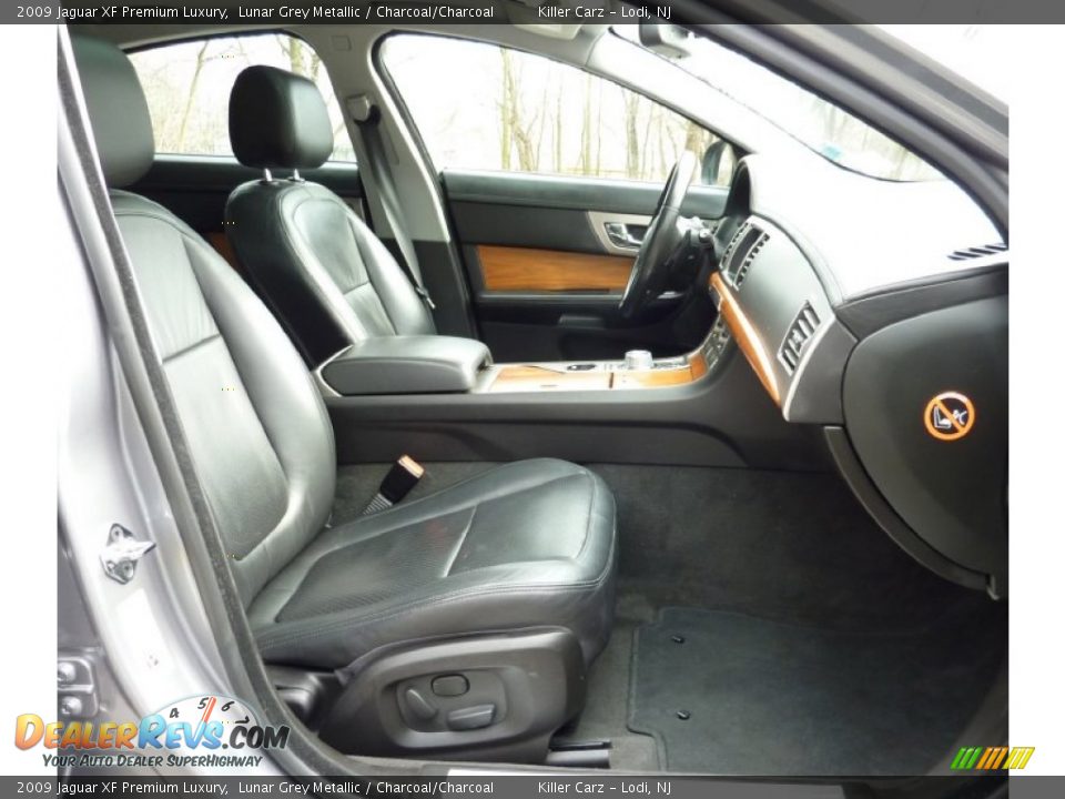 2009 Jaguar XF Premium Luxury Lunar Grey Metallic / Charcoal/Charcoal Photo #24