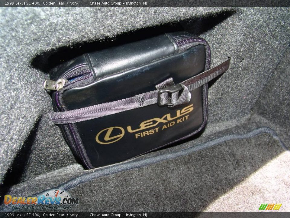 1999 Lexus SC 400 Golden Pearl / Ivory Photo #23