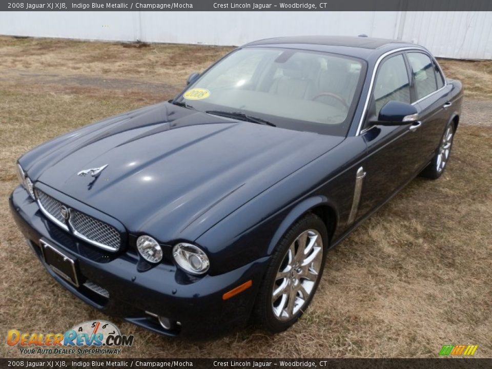 Front 3/4 View of 2008 Jaguar XJ XJ8 Photo #1
