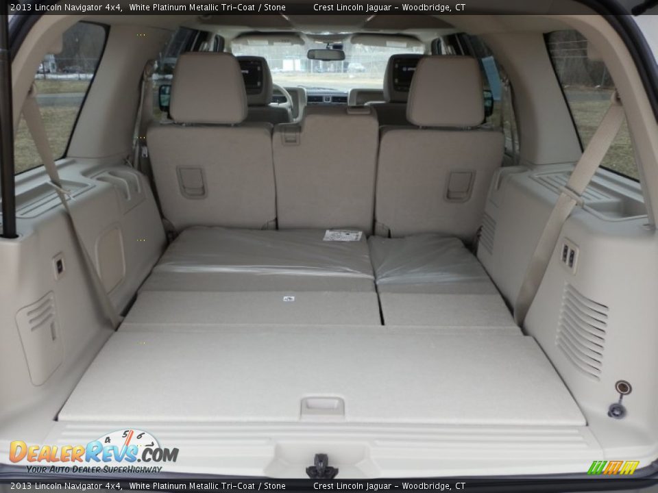 2013 Lincoln Navigator 4x4 Trunk Photo #6