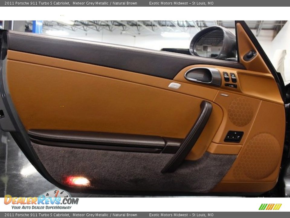 Door Panel of 2011 Porsche 911 Turbo S Cabriolet Photo #29
