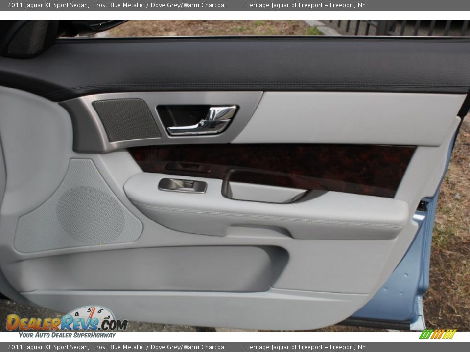 Door Panel of 2011 Jaguar XF Sport Sedan Photo #9