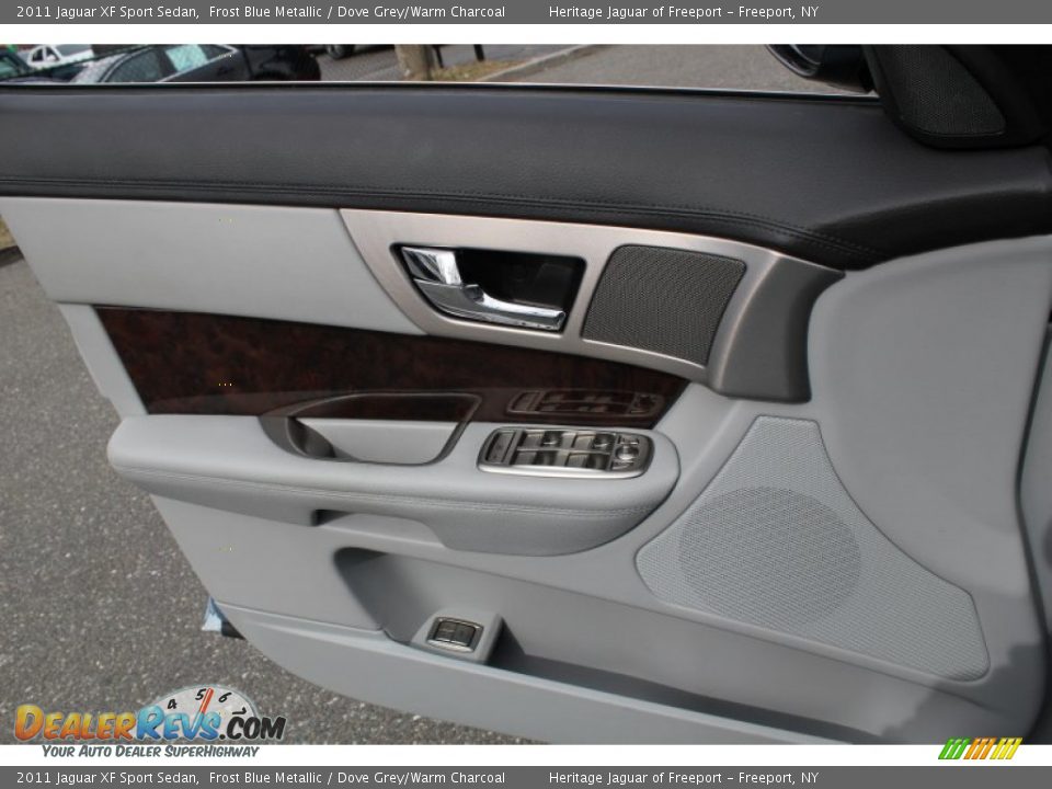 Door Panel of 2011 Jaguar XF Sport Sedan Photo #19