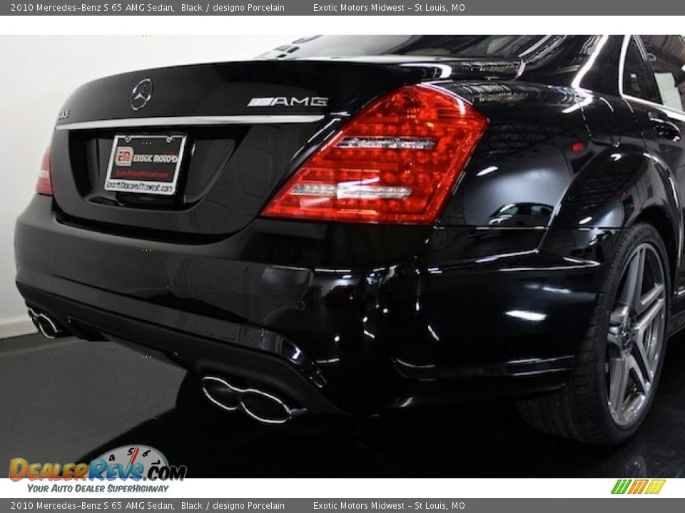 2010 Mercedes-Benz S 65 AMG Sedan Black / designo Porcelain Photo #18