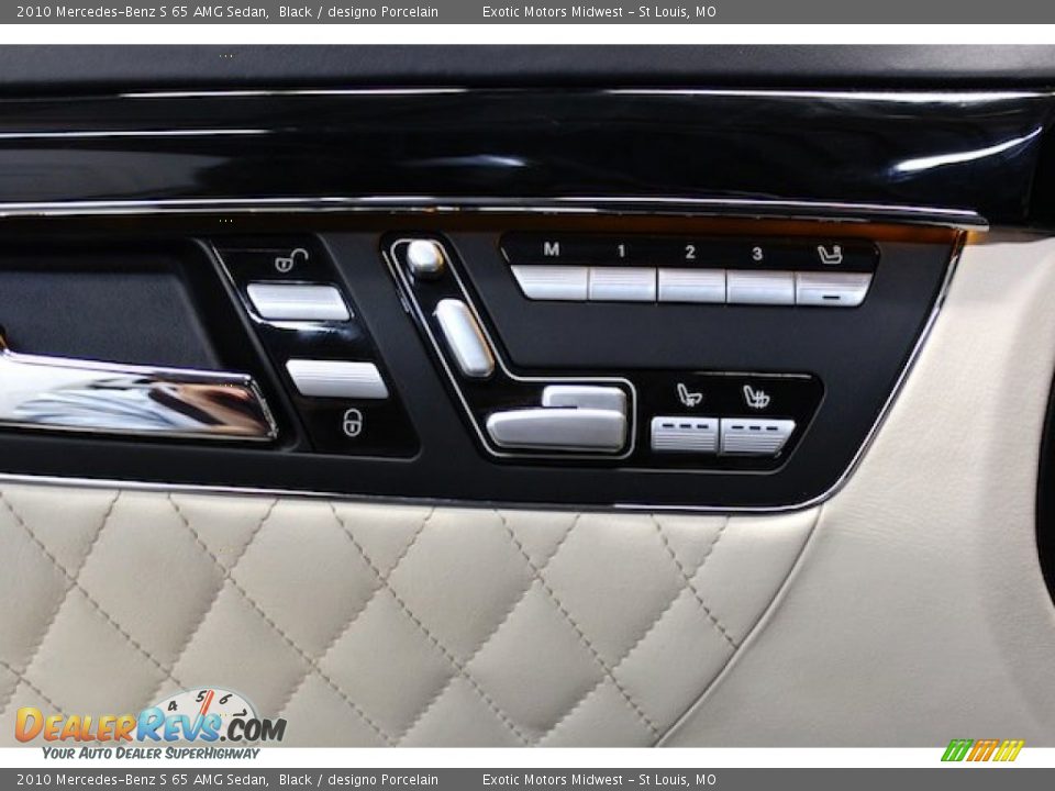 Controls of 2010 Mercedes-Benz S 65 AMG Sedan Photo #30