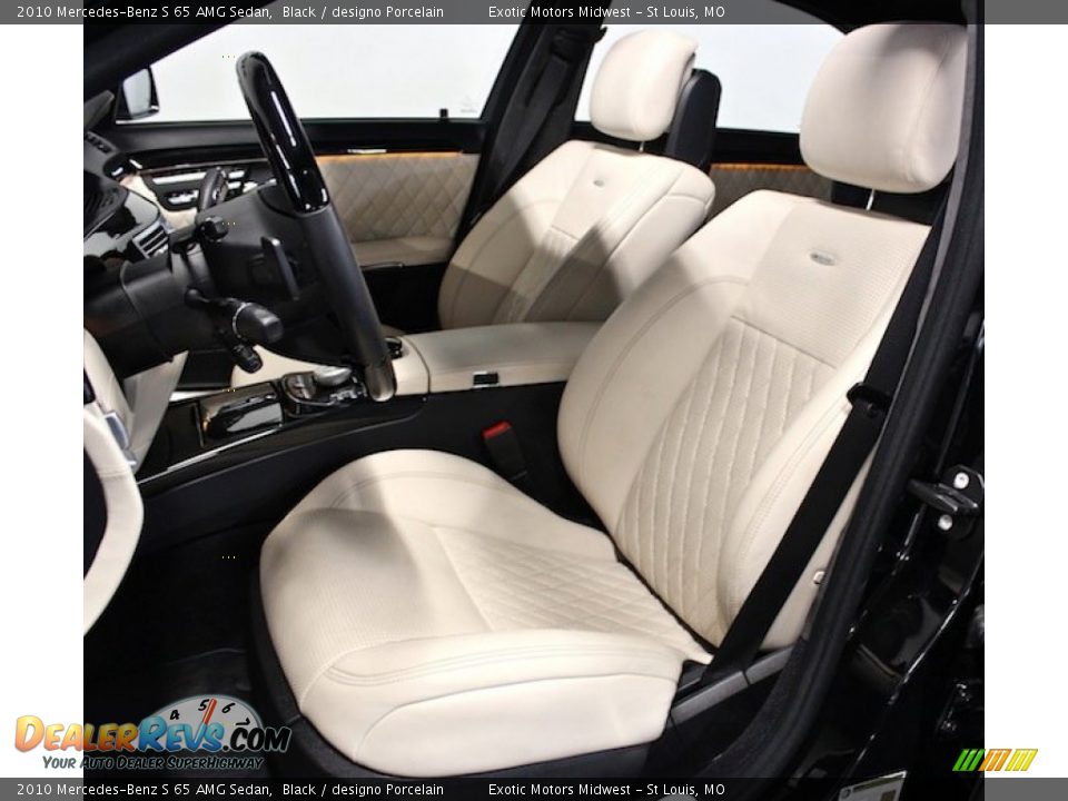 Front Seat of 2010 Mercedes-Benz S 65 AMG Sedan Photo #33