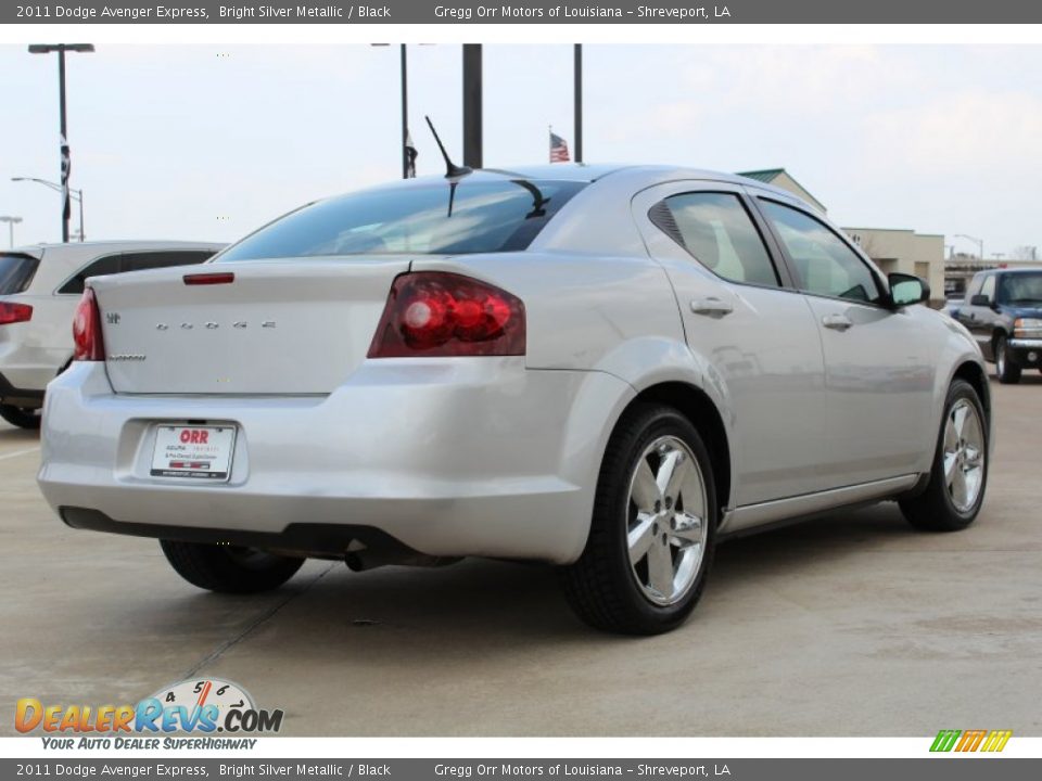 2011 Dodge Avenger Express Bright Silver Metallic / Black Photo #4