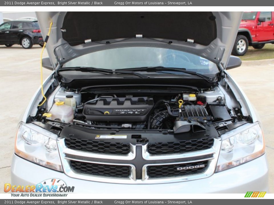 2011 Dodge Avenger Express Bright Silver Metallic / Black Photo #9