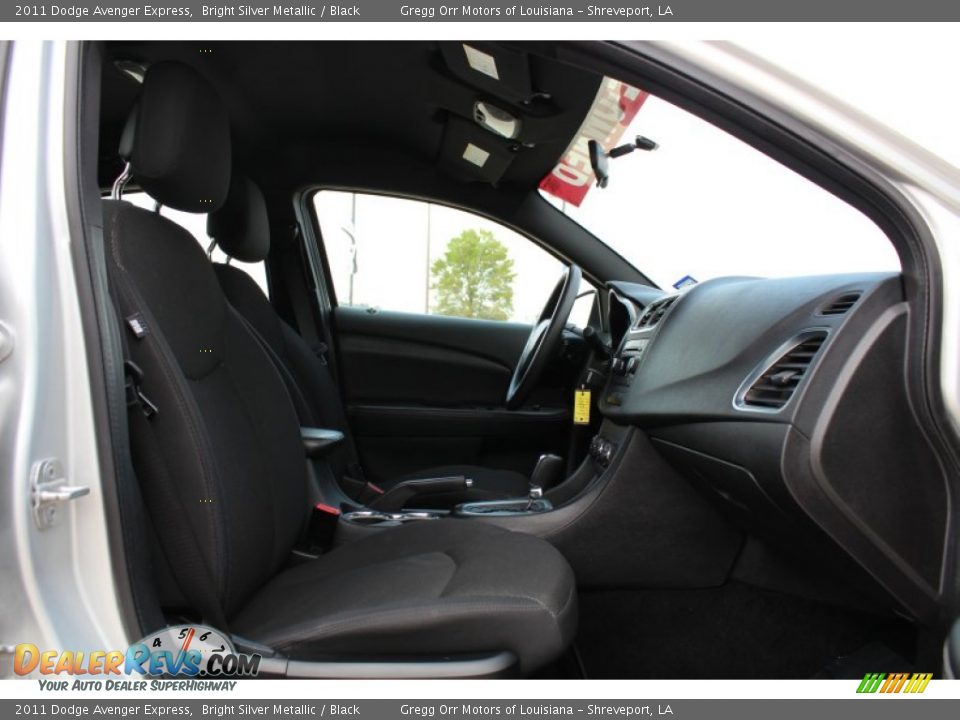 2011 Dodge Avenger Express Bright Silver Metallic / Black Photo #17