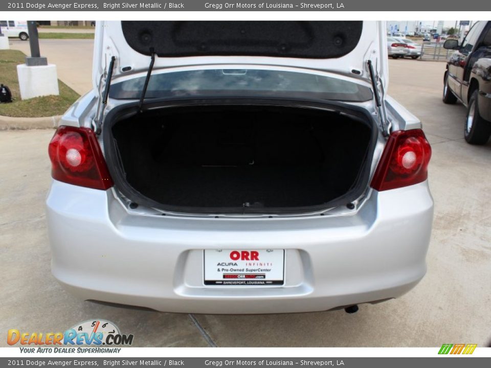 2011 Dodge Avenger Express Bright Silver Metallic / Black Photo #22