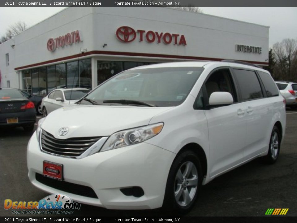 2011 Toyota Sienna LE Blizzard White Pearl / Bisque Photo #1