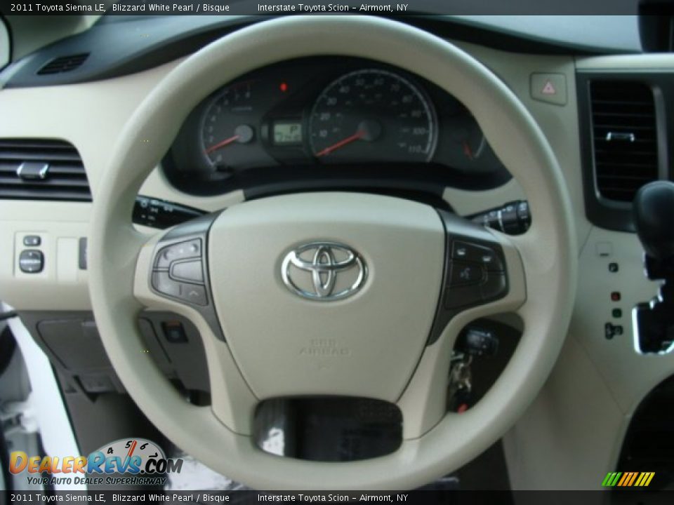 2011 Toyota Sienna LE Blizzard White Pearl / Bisque Photo #12