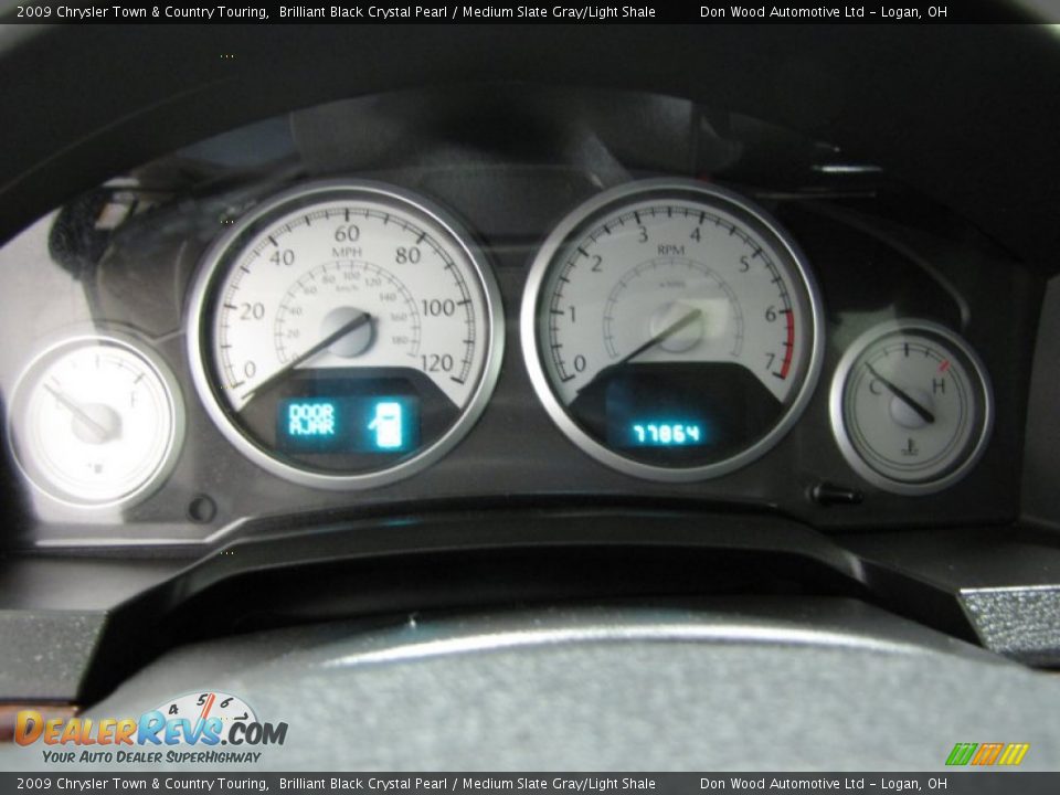 2009 Chrysler Town & Country Touring Gauges Photo #19