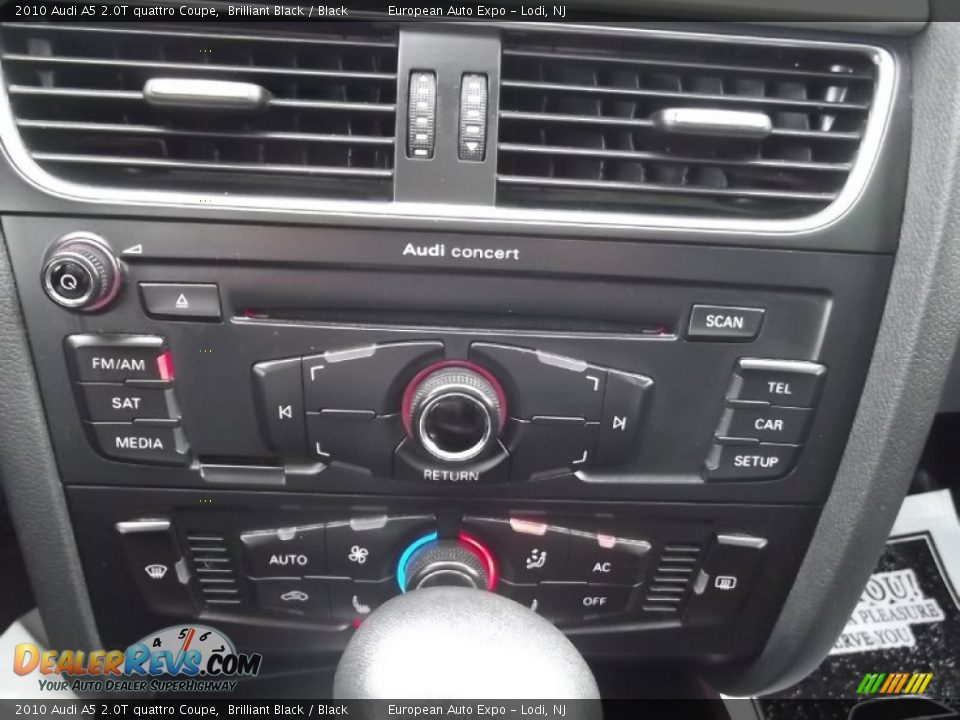2010 Audi A5 2.0T quattro Coupe Brilliant Black / Black Photo #25