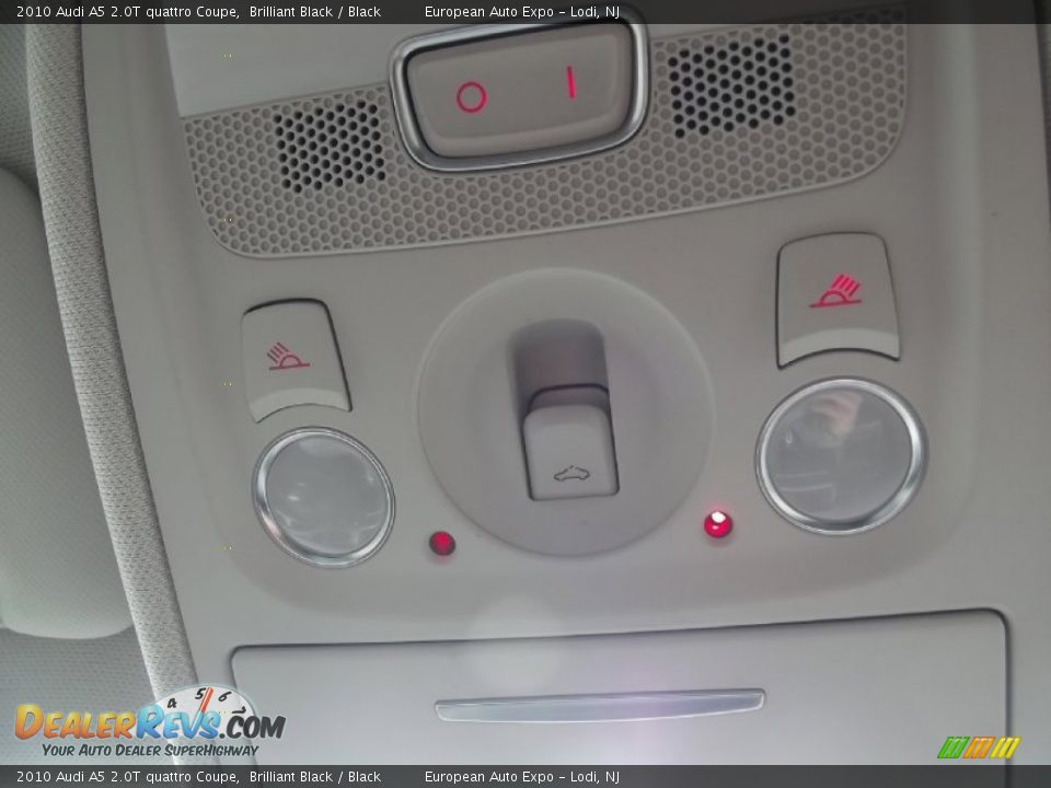 2010 Audi A5 2.0T quattro Coupe Brilliant Black / Black Photo #32