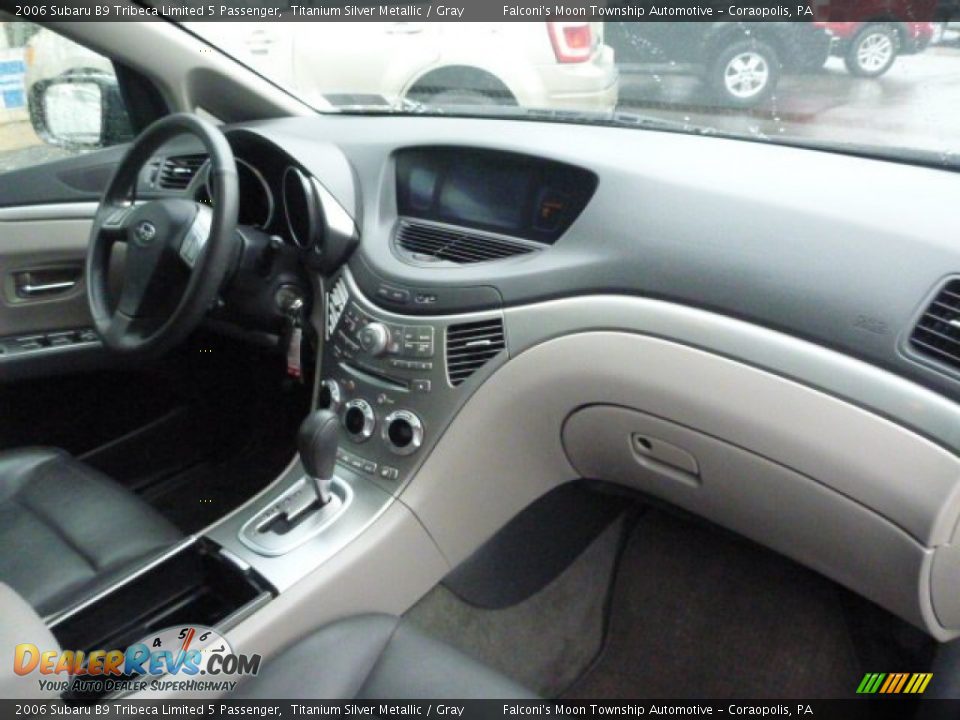 2006 Subaru B9 Tribeca Limited 5 Passenger Titanium Silver Metallic / Gray Photo #11
