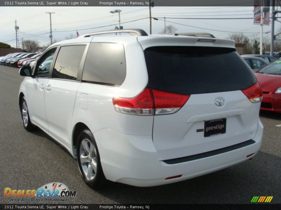 2012 Toyota Sienna LE Super White / Light Gray Photo #4