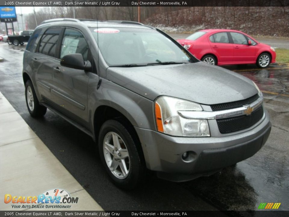 2005 Chevrolet Equinox LT AWD Dark Silver Metallic / Light Gray Photo #3
